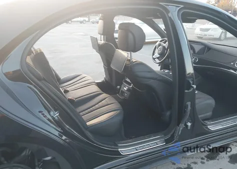 2019 Mercedes-Benz S 560 z USA, uszkodzony, nr VIN WDDUG8DB5KA454920